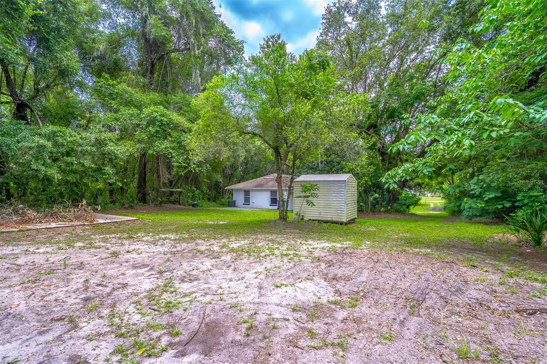 497 W Beresford Road Deland FL 32720