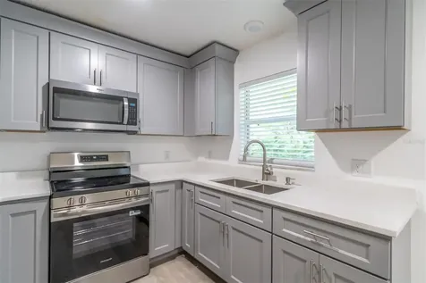 497 W Beresford Road Deland FL 32720