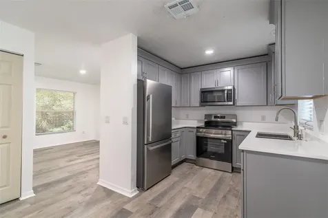 497 W Beresford Road Deland FL 32720