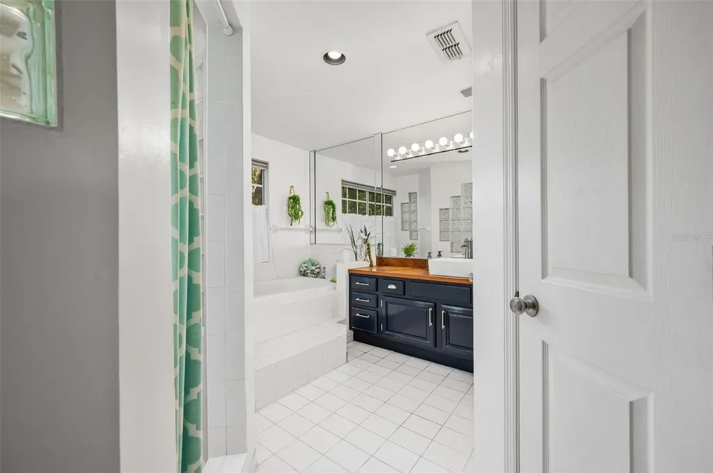 5261 SW 97th Drive Gainesville FL 32608