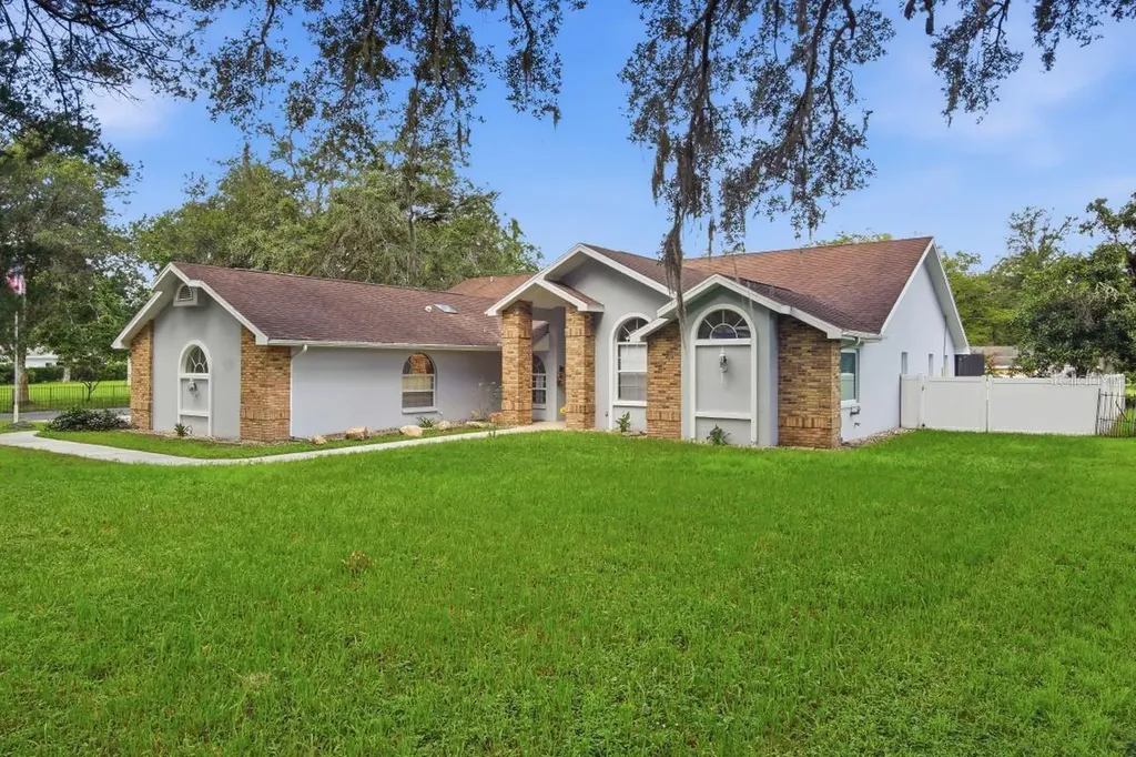 483 Lincoln Avenue Masaryktown FL 34604