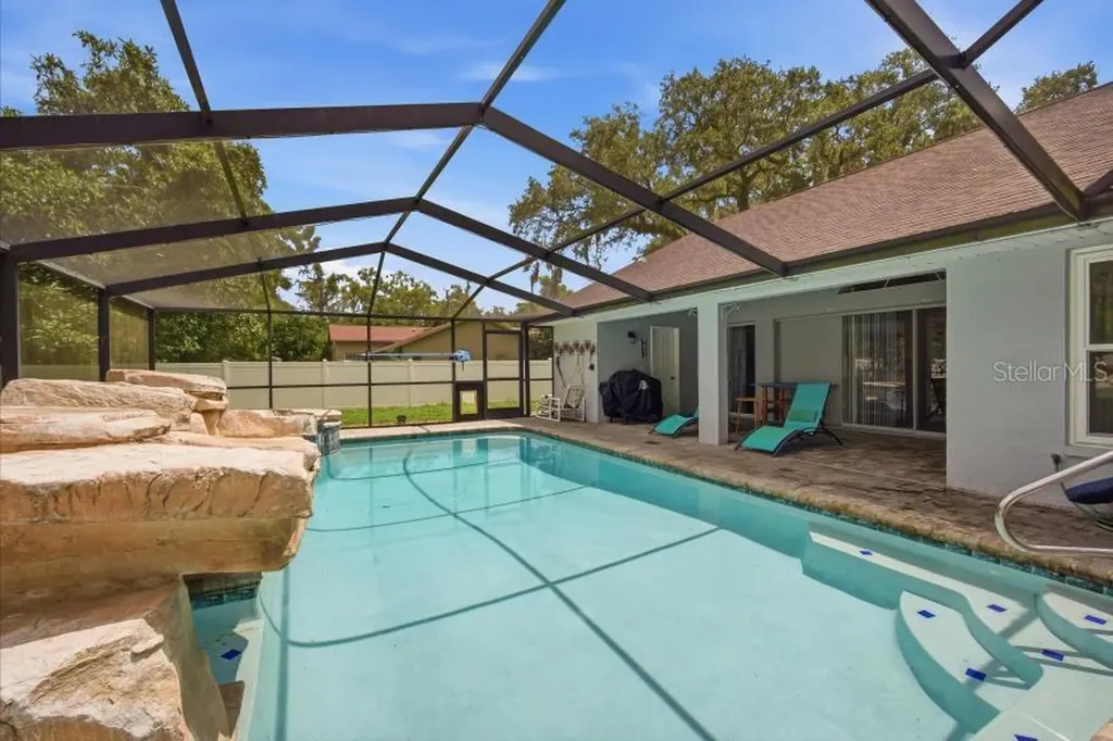 483 Lincoln Avenue Masaryktown FL 34604