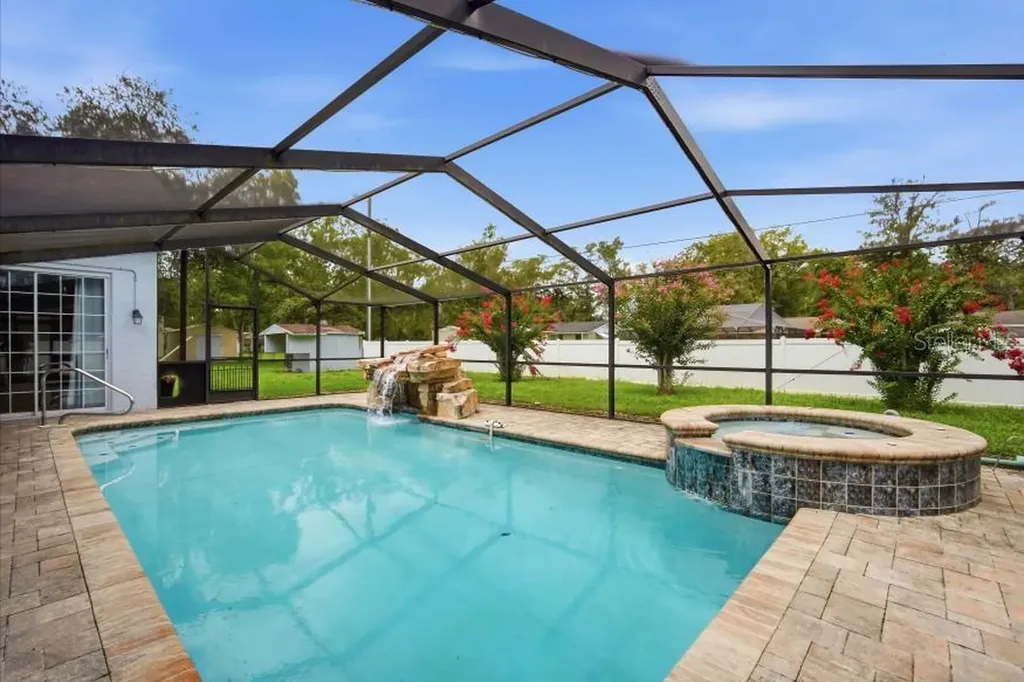 483 Lincoln Avenue Masaryktown FL 34604