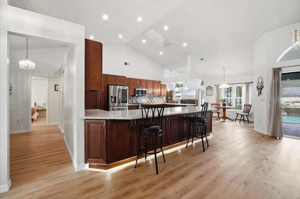 483 Lincoln Avenue Masaryktown FL 34604