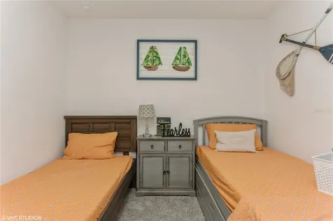 6985 Wilson Pasture Avenue Groveland FL 34736