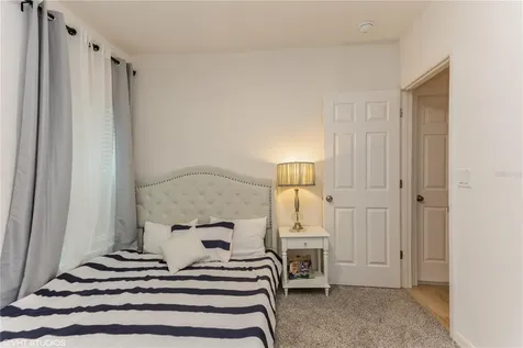 6985 Wilson Pasture Avenue Groveland FL 34736
