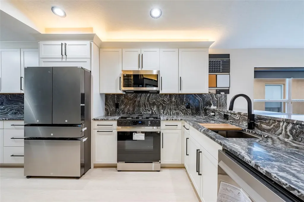 7522 Oxford Garden Circle Apollo Beach FL 33572