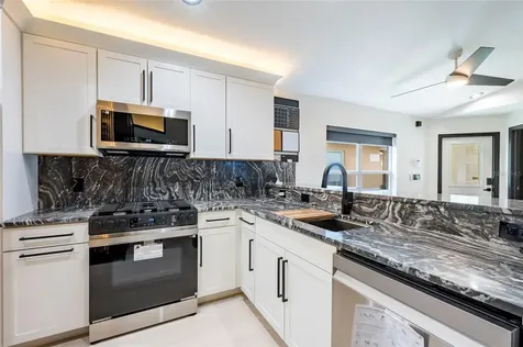 7522 Oxford Garden Circle Apollo Beach FL 33572