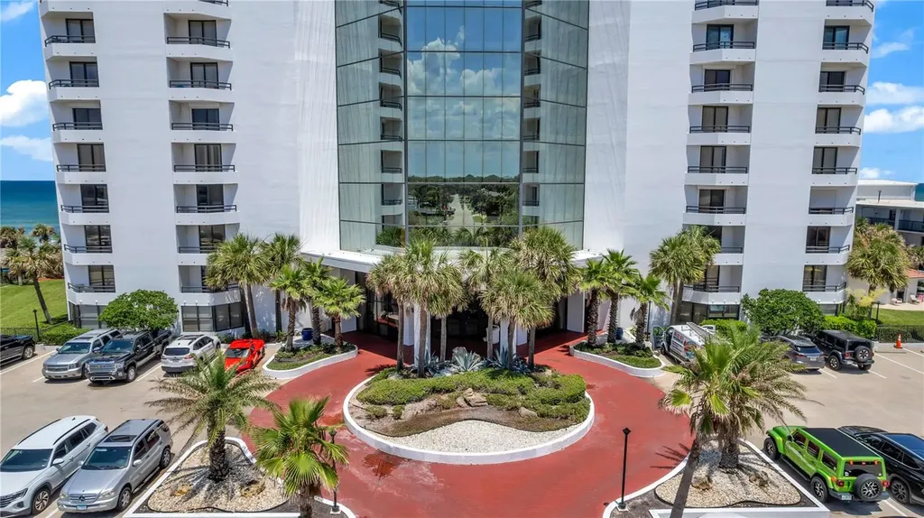 2425 S Atlantic Avenue Daytona Beach FL 32118