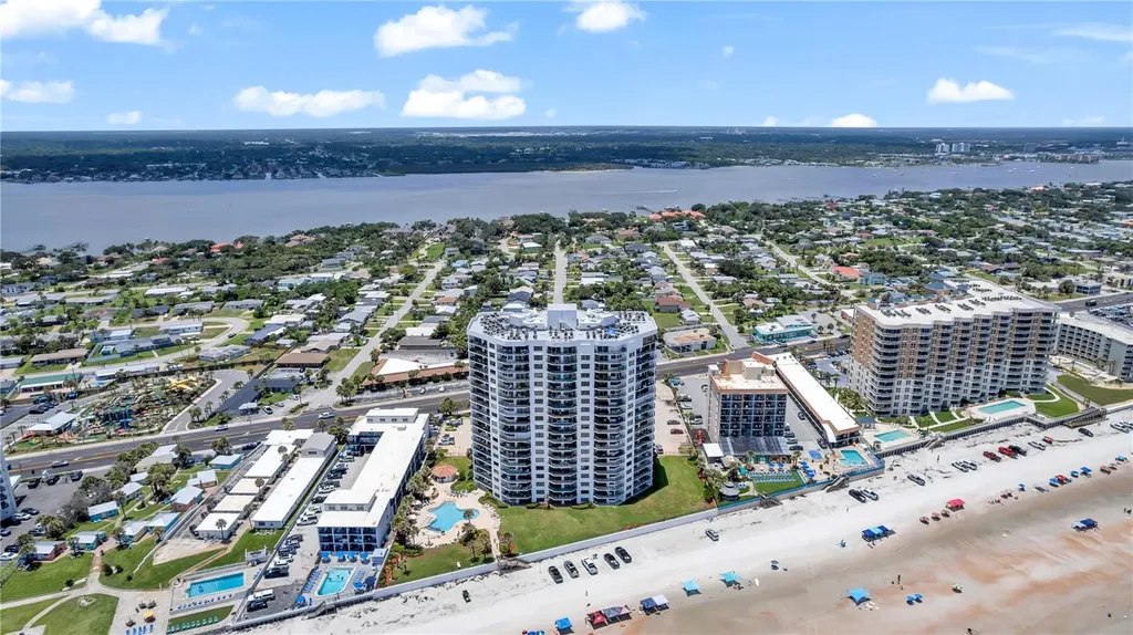 2425 S Atlantic Avenue Daytona Beach FL 32118
