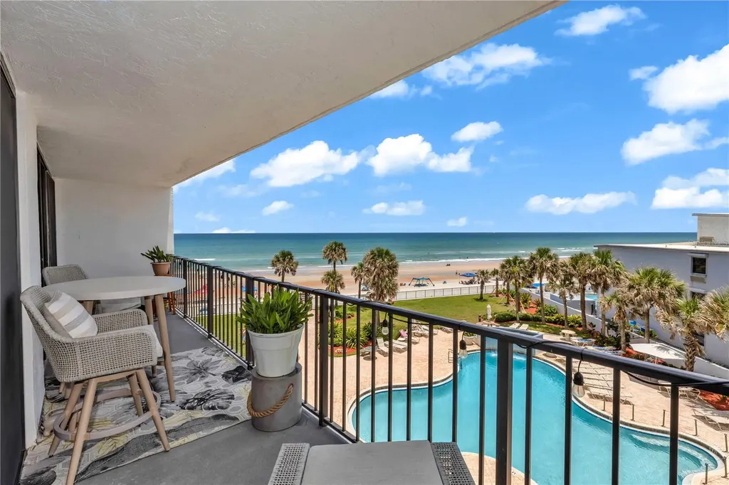 2425 S Atlantic Avenue Daytona Beach FL 32118
