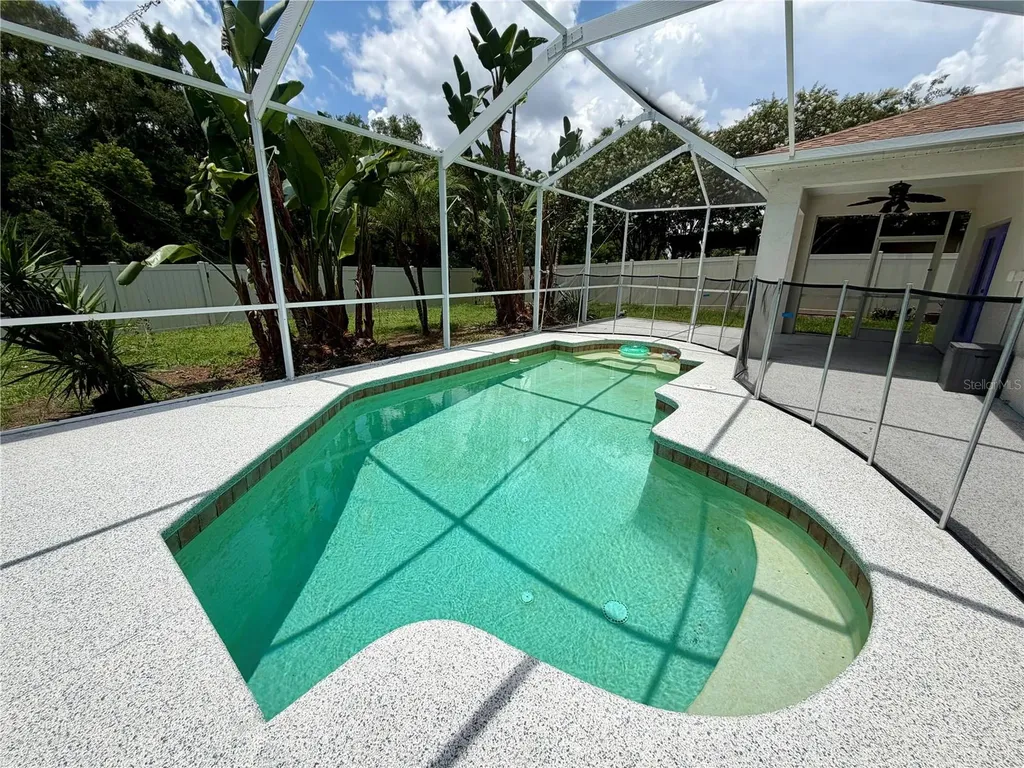 804 Coade Stone Drive Seffner FL 33584