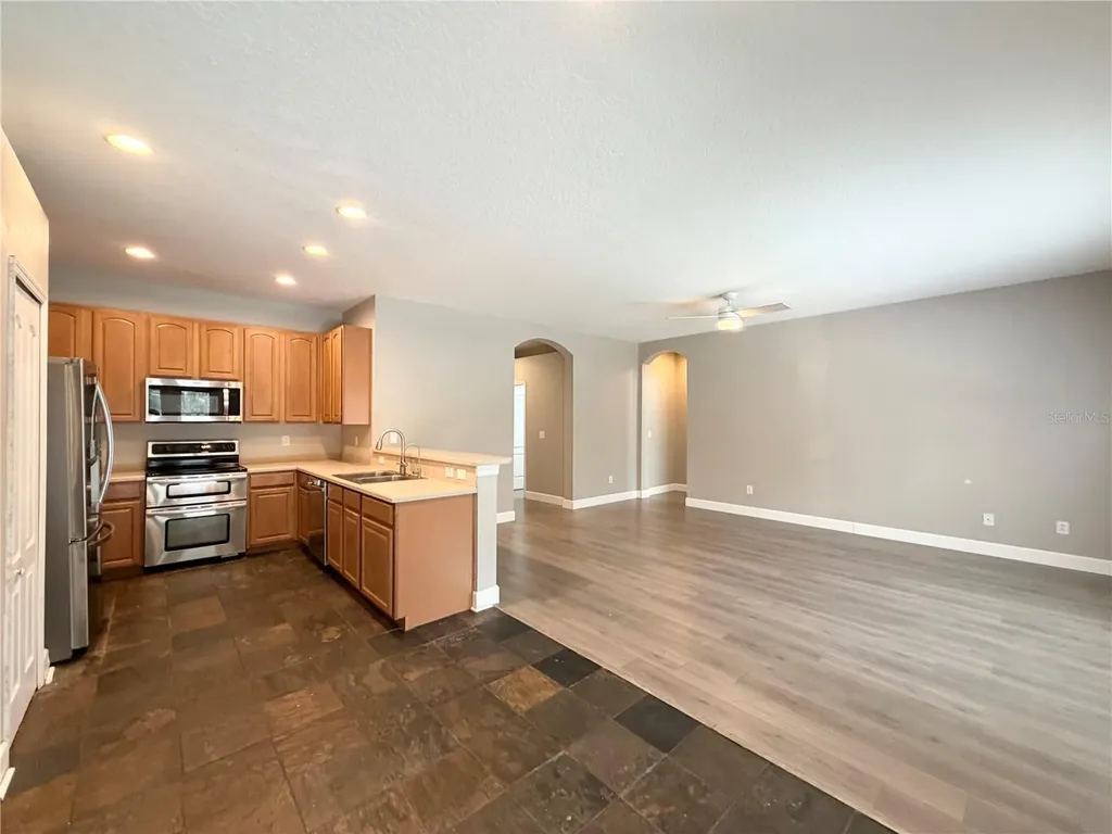 804 Coade Stone Drive Seffner FL 33584