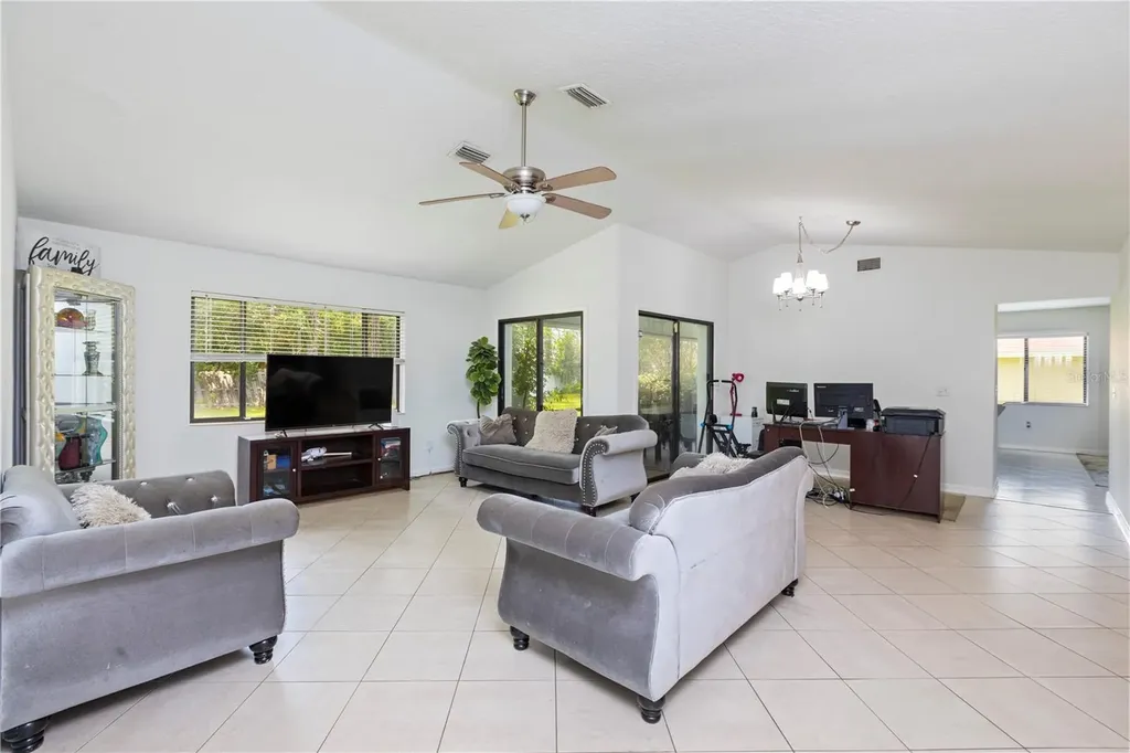 10 Village Lane Palm Coast FL 32164