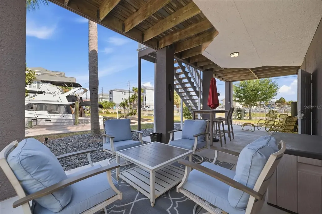 13943 Ethel Avenue Hudson FL 34667
