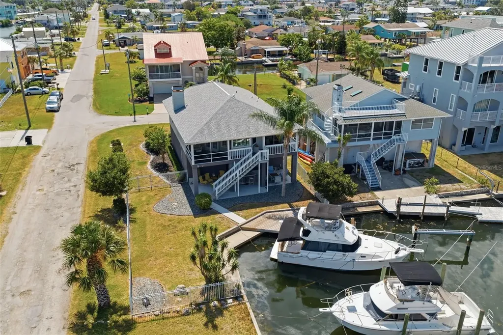 13943 Ethel Avenue Hudson FL 34667