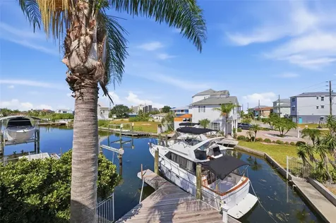 13943 Ethel Avenue Hudson FL 34667