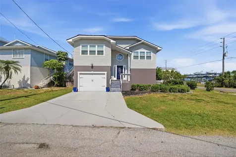 13943 Ethel Avenue Hudson FL 34667