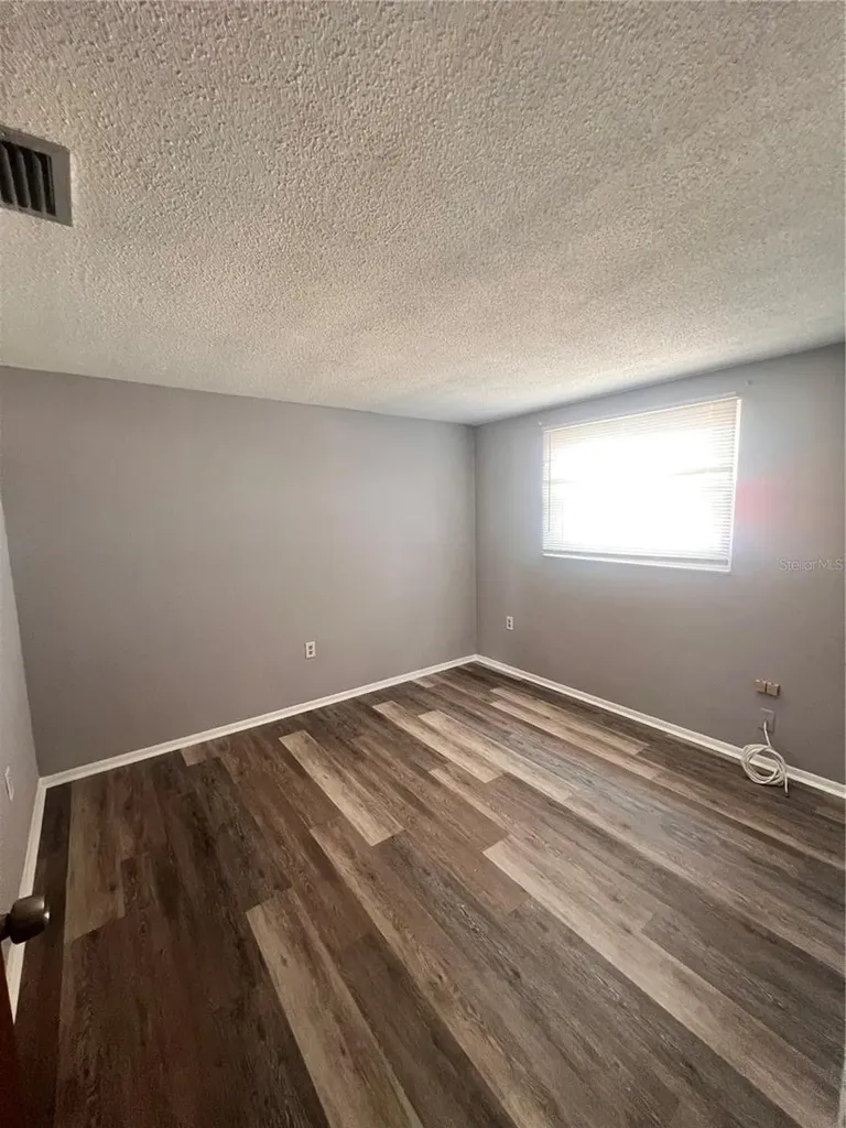 9910 Lake Chrise Lane Port Richey FL 34668