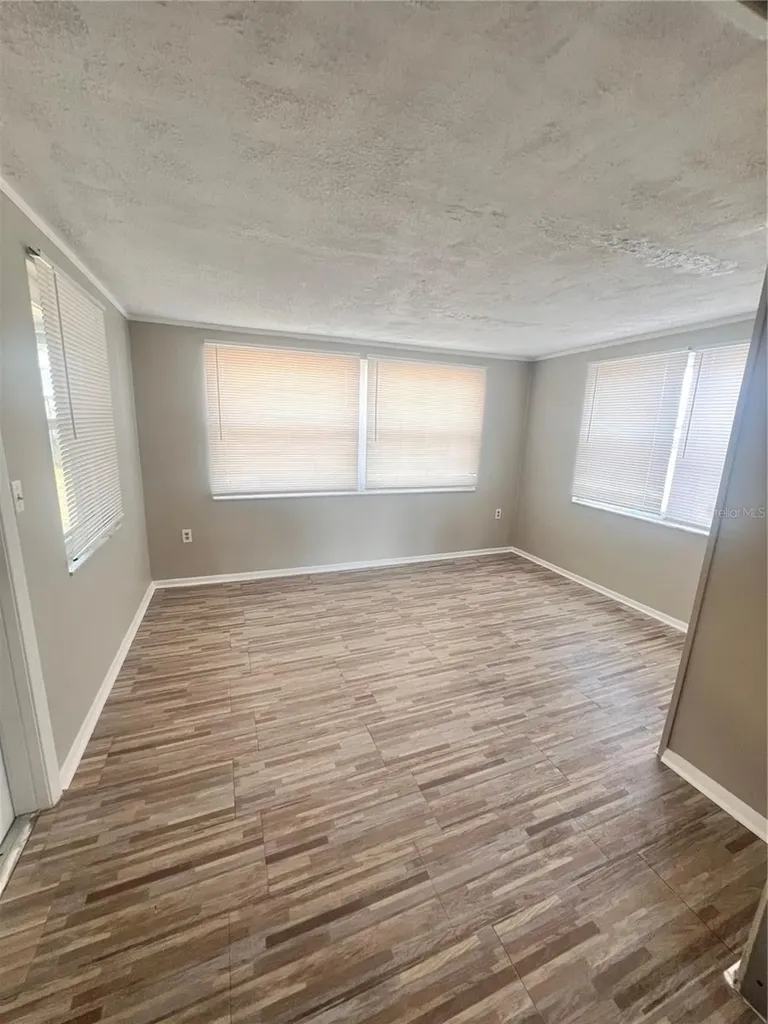 9910 Lake Chrise Lane Port Richey FL 34668