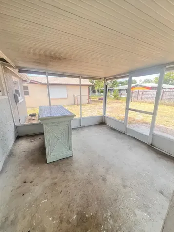 9910 Lake Chrise Lane Port Richey FL 34668