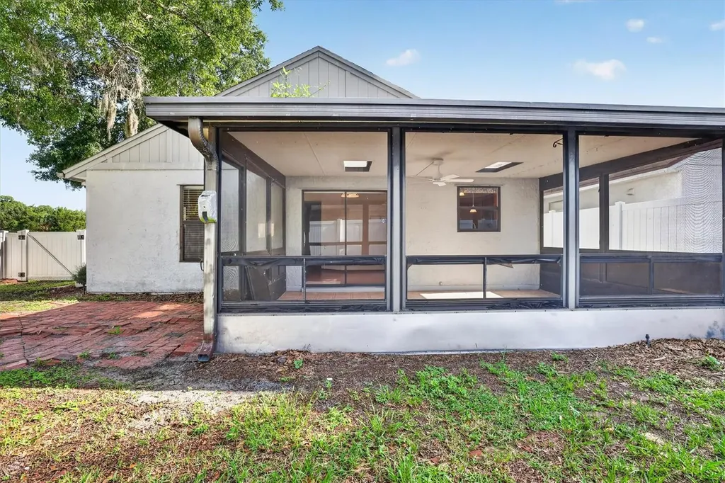 1214 Creekbottom Circle Orlando FL 32825