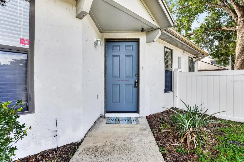 1214 Creekbottom Circle Orlando FL 32825