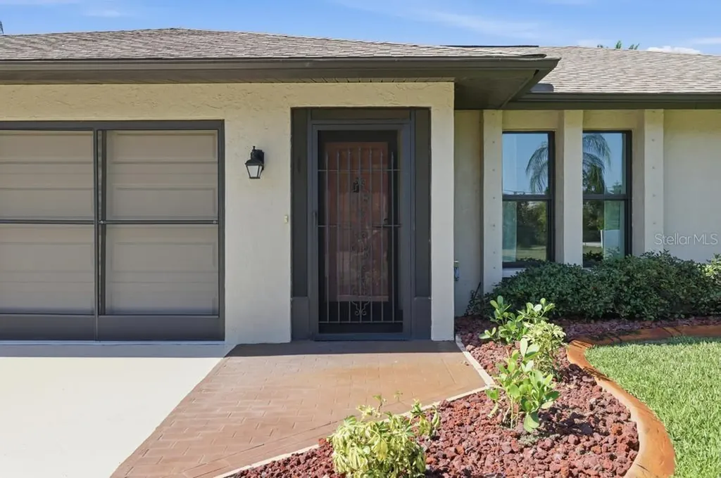 154 Hourglass Drive Venice FL 34293