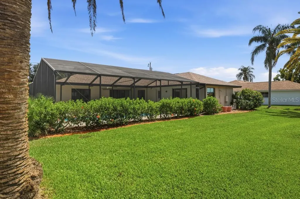 154 Hourglass Drive Venice FL 34293