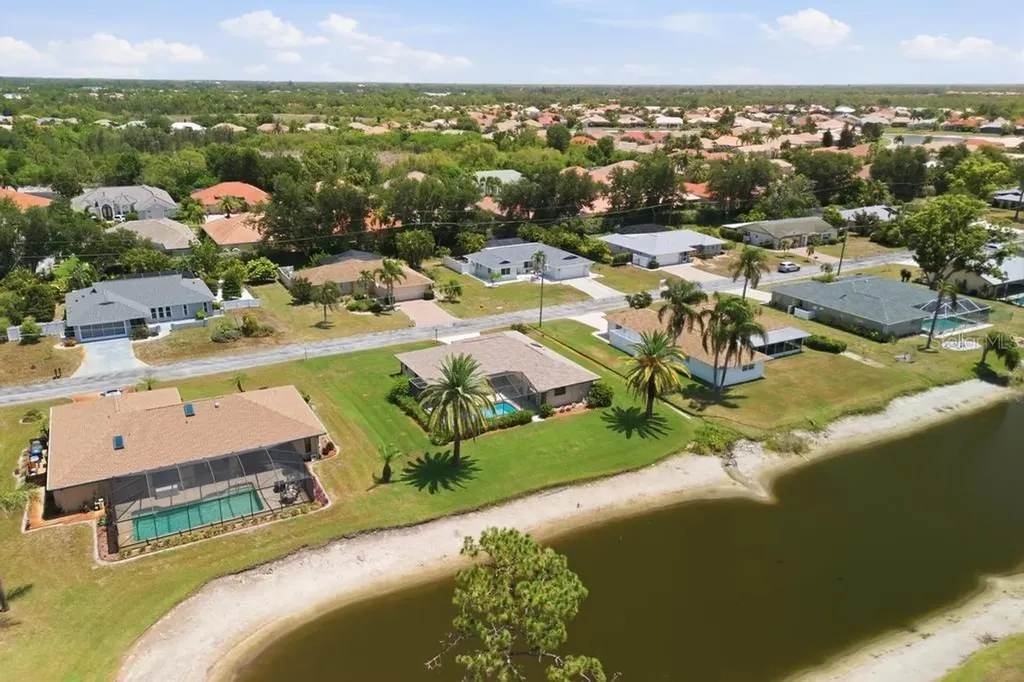 154 Hourglass Drive Venice FL 34293