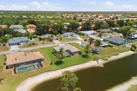 154 Hourglass Drive Venice FL 34293