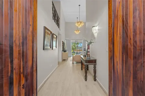 6690 Rd. Royal Palm Cond. Vega Alta PR 00692