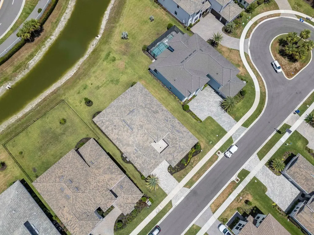 2639 Yacht Place Wesley Chapel FL 33543
