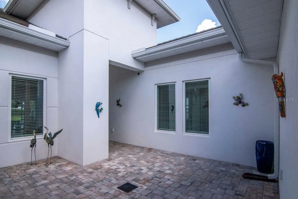 2639 Yacht Place Wesley Chapel FL 33543