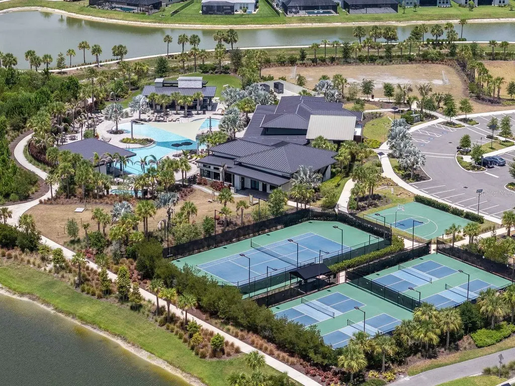 2639 Yacht Place Wesley Chapel FL 33543
