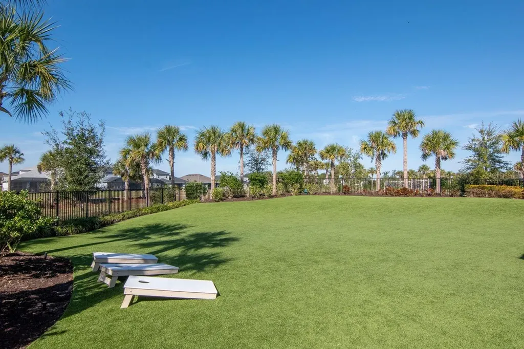 2639 Yacht Place Wesley Chapel FL 33543