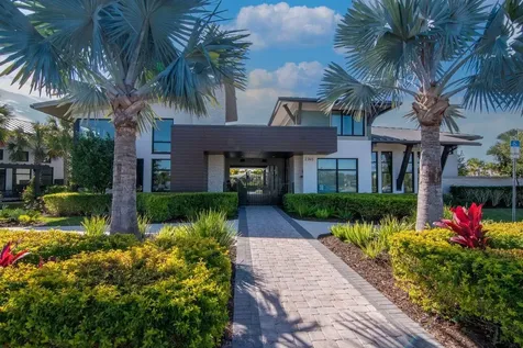 2639 Yacht Place Wesley Chapel FL 33543