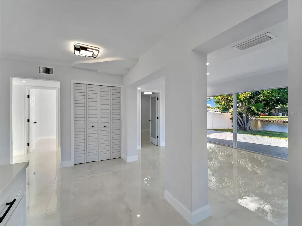 581 Lindley Terrace Port Charlotte FL 33952