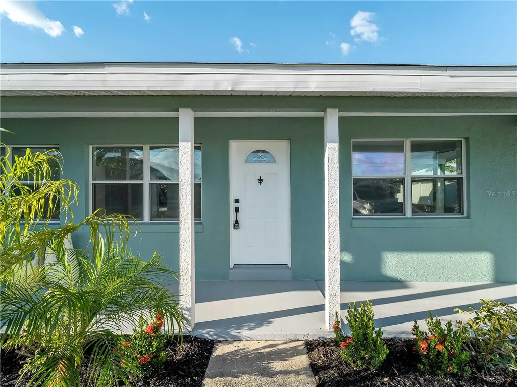 581 Lindley Terrace Port Charlotte FL 33952