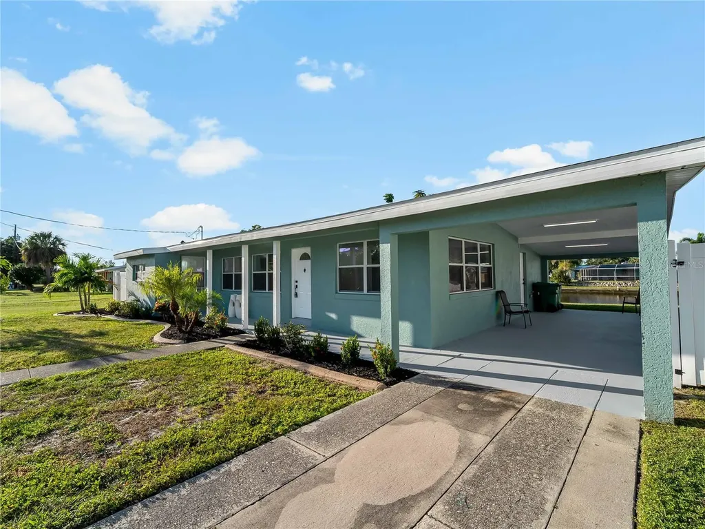 581 Lindley Terrace Port Charlotte FL 33952