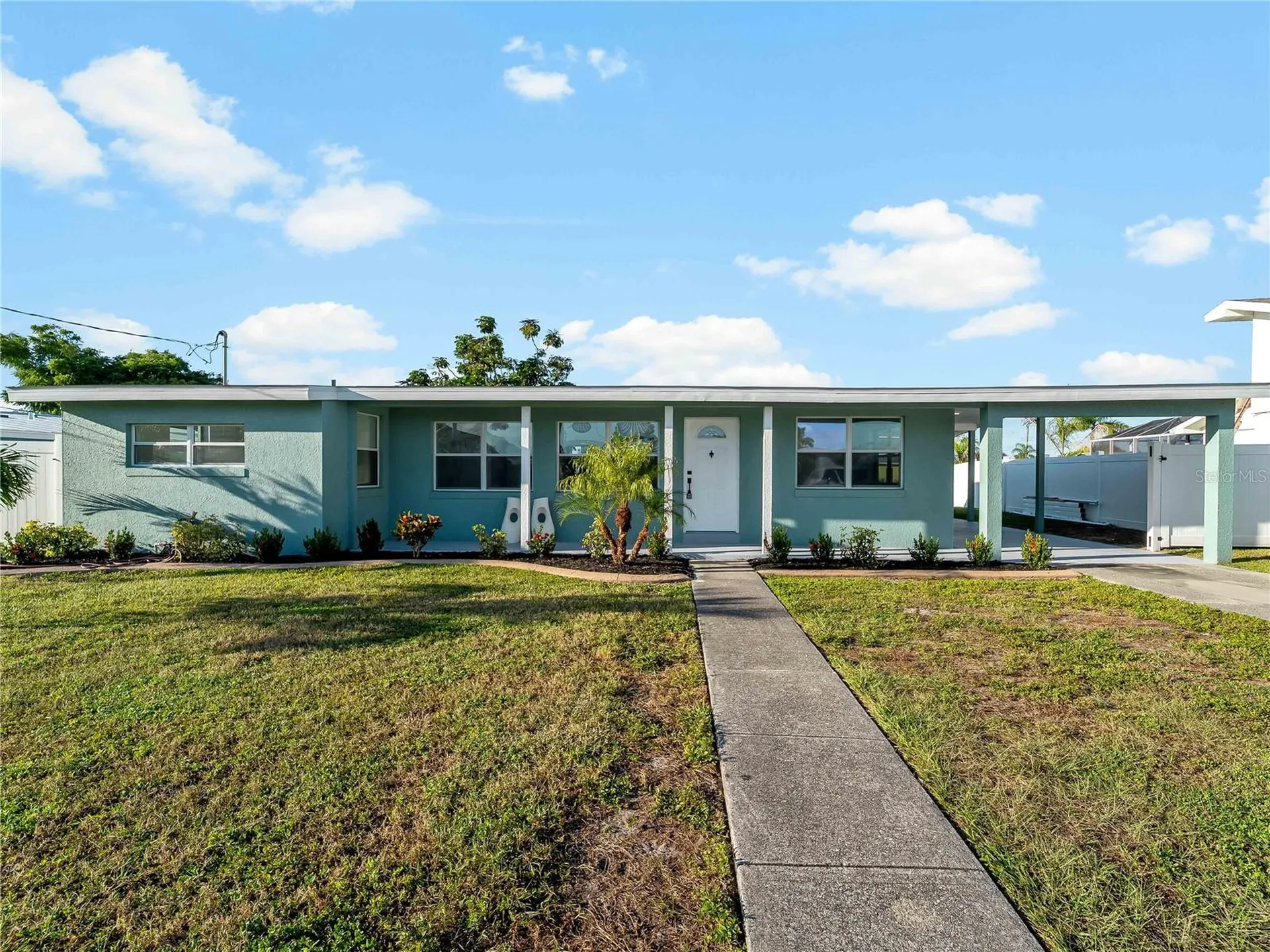581 Lindley Terrace Port Charlotte FL 33952