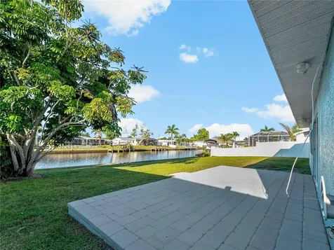 581 Lindley Terrace Port Charlotte FL 33952