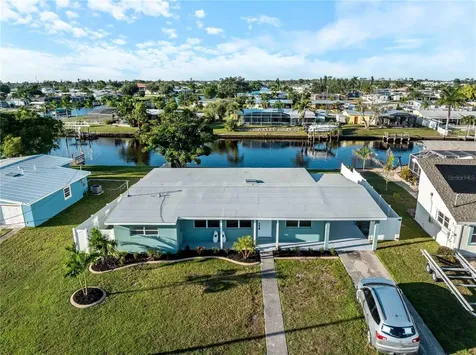 581 Lindley Terrace Port Charlotte FL 33952