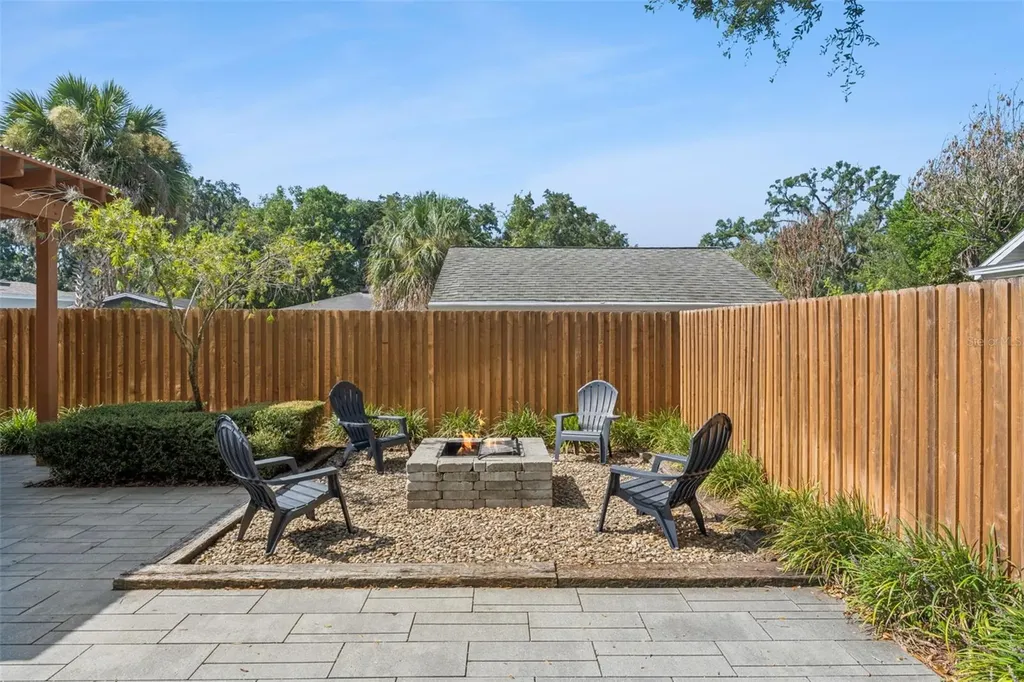 1810 Illinois Street Orlando FL 32803