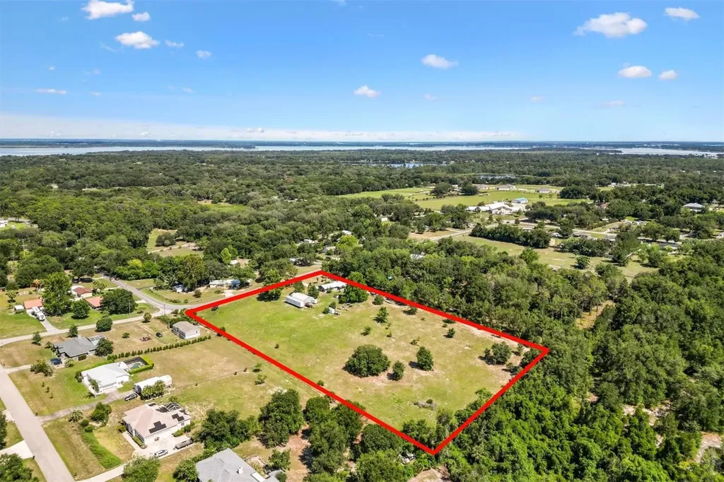 37149 Grays Airport Road Lady Lake FL 32159