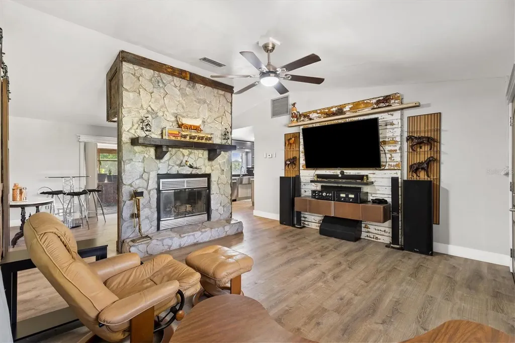 37149 Grays Airport Road Lady Lake FL 32159