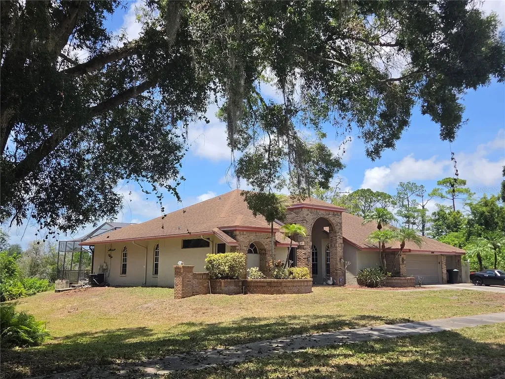 2800 Long Putt Court Palm Harbor FL 34683