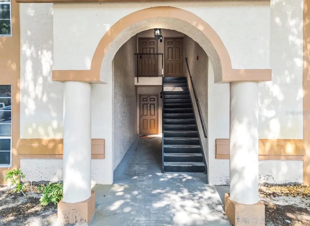 4613 Gate Place Orlando FL 32811
