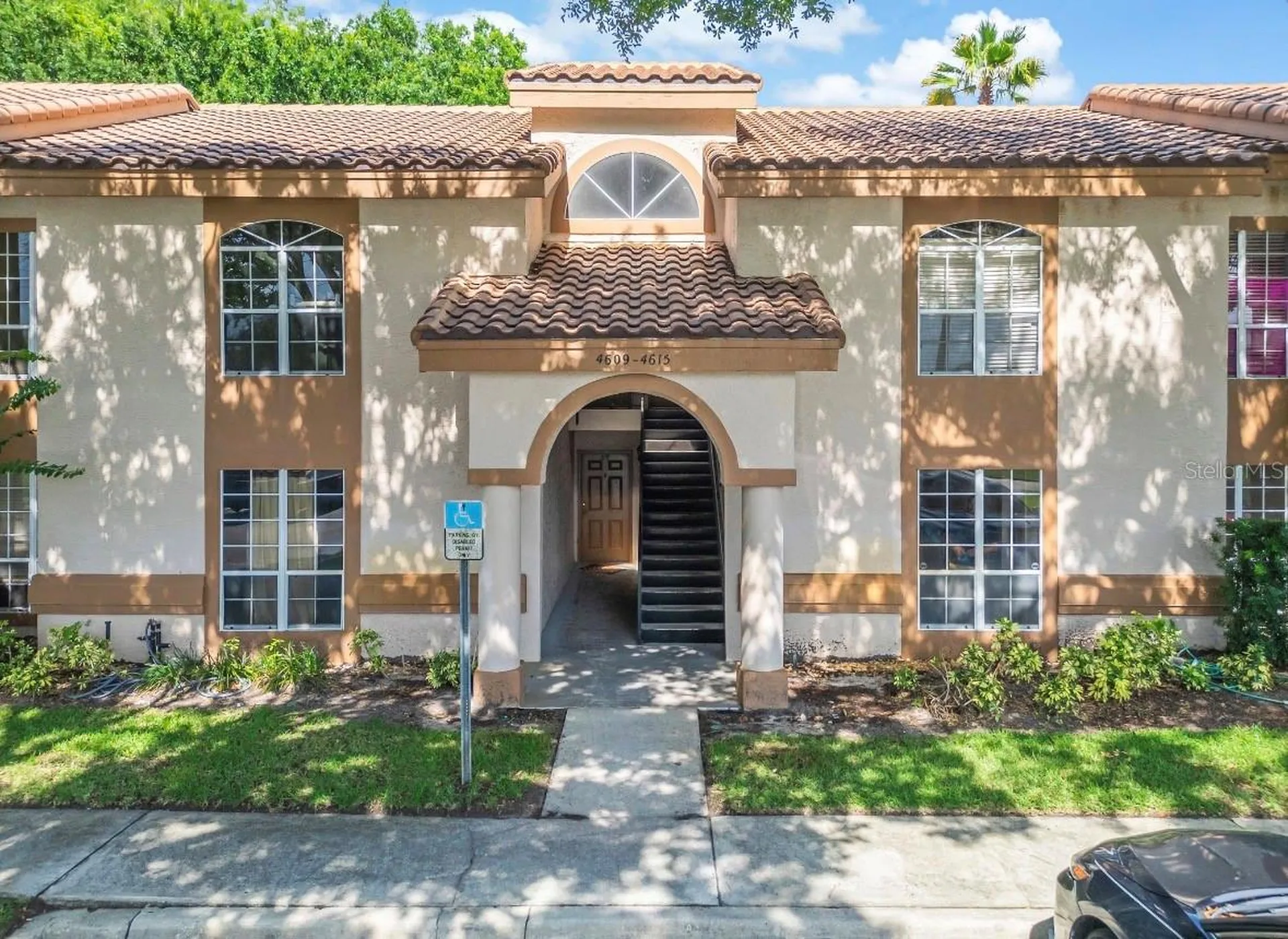 4613 Gate Place Orlando FL 32811