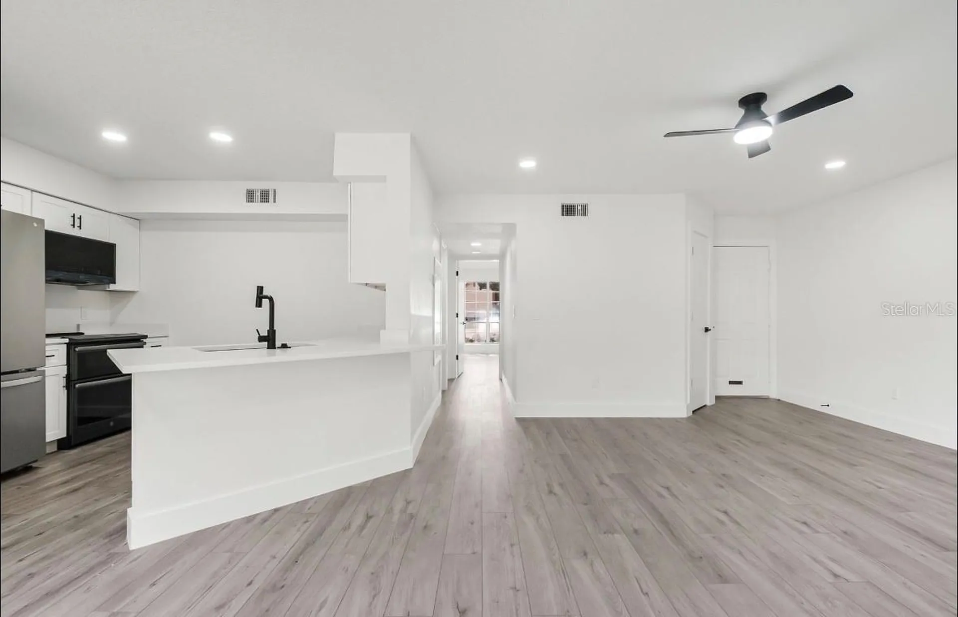 4613 Gate Place Orlando FL 32811